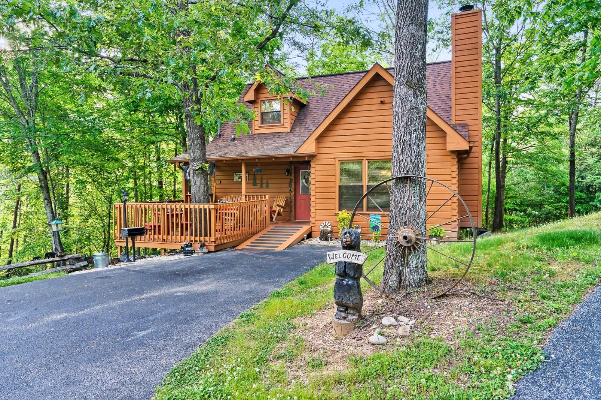 Cozy, Ada Accessible, Family Cabin With Hot Tub Сивиървил Екстериор снимка
